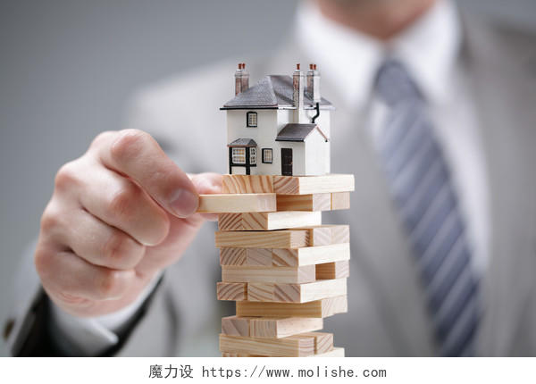 房地产住宅市场的投资风险和不确定性房地产投资